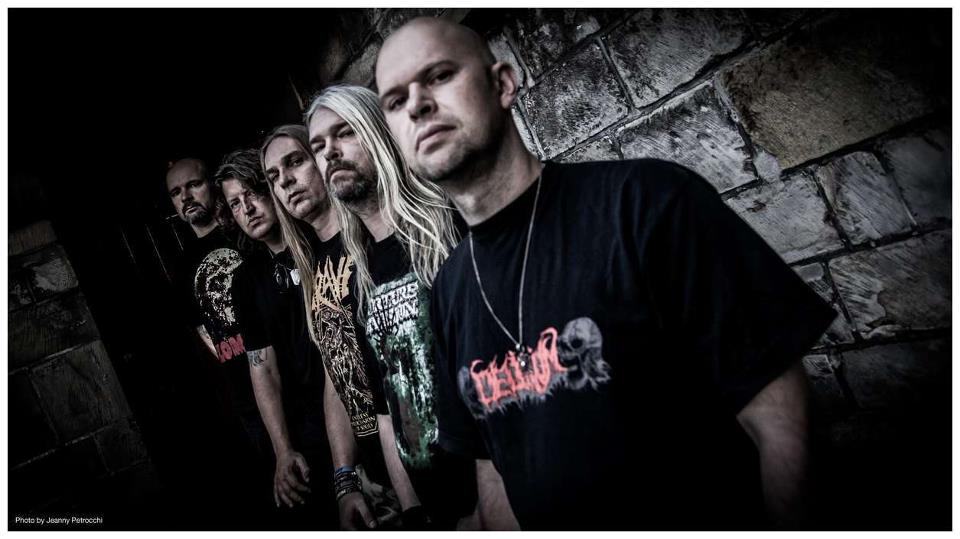 483123_451219318268721_464042809_n