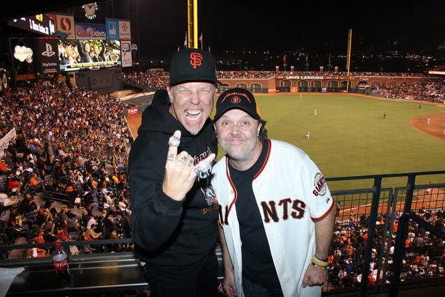 944238_10151388854900264_473852382_n