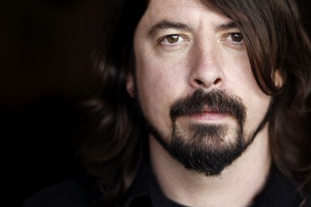 Dave Grohl très émotif aux funérailles de&nbsp;Lemmy