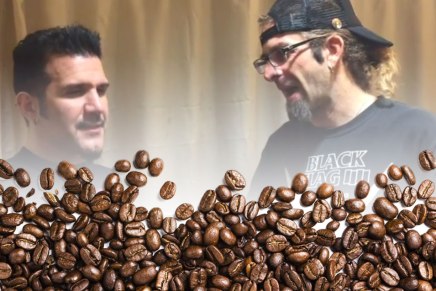 Charlie et Randy parlent de&nbsp;café
