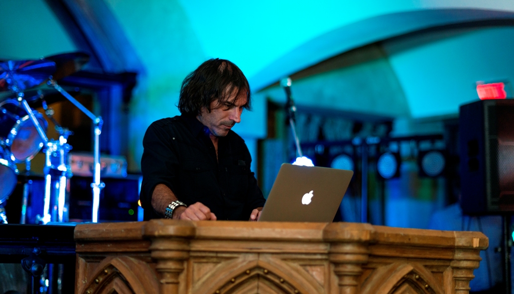 2_7_2016-08-27-mcbcg_djvincent